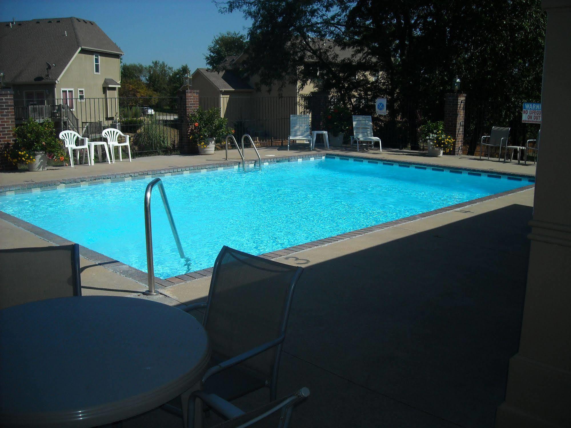 Condotels Lansing Exterior photo